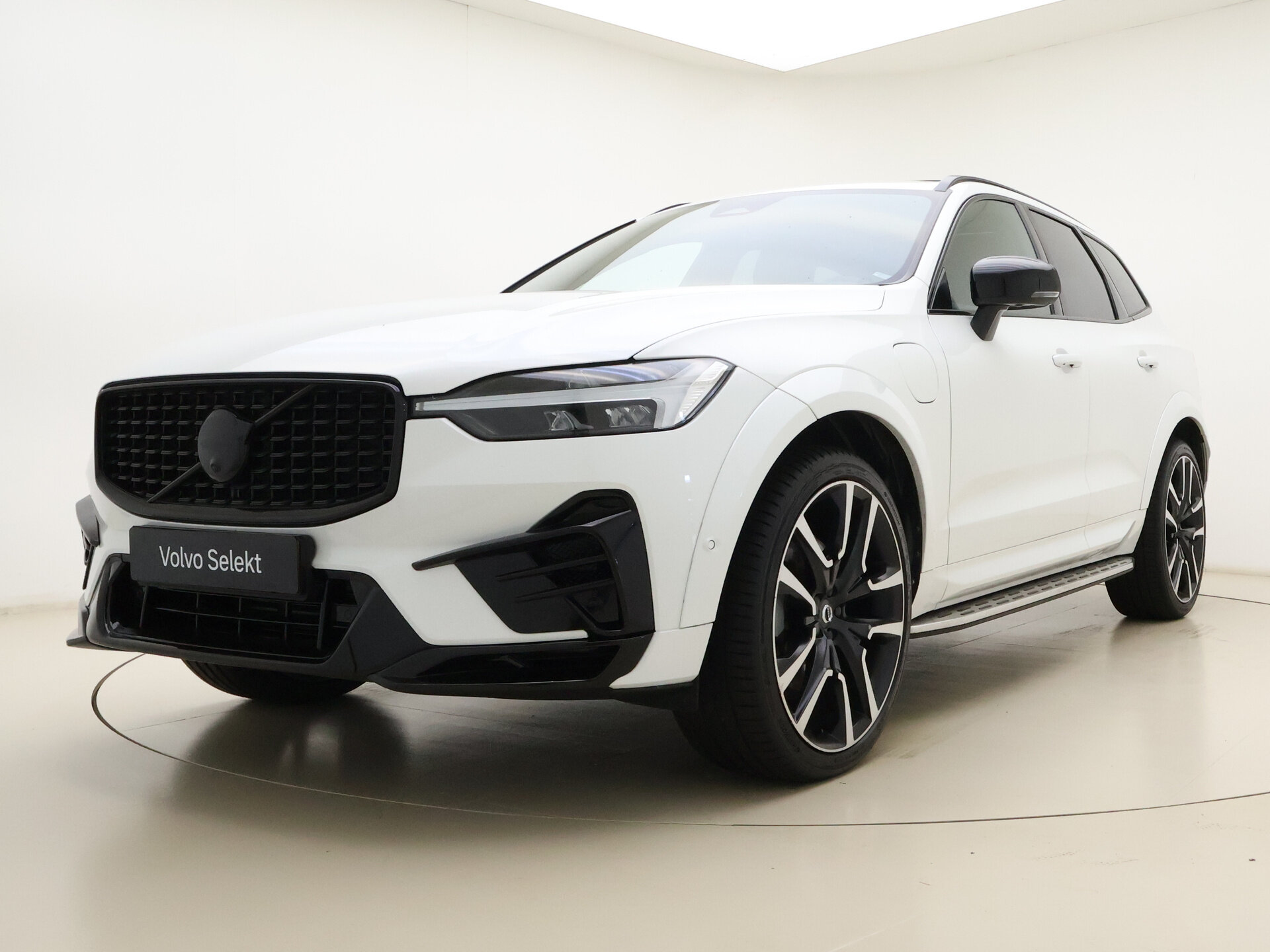 Volvo XC60 T8 Plug-in hybrid AWD Plus Dark - Afbeelding 5