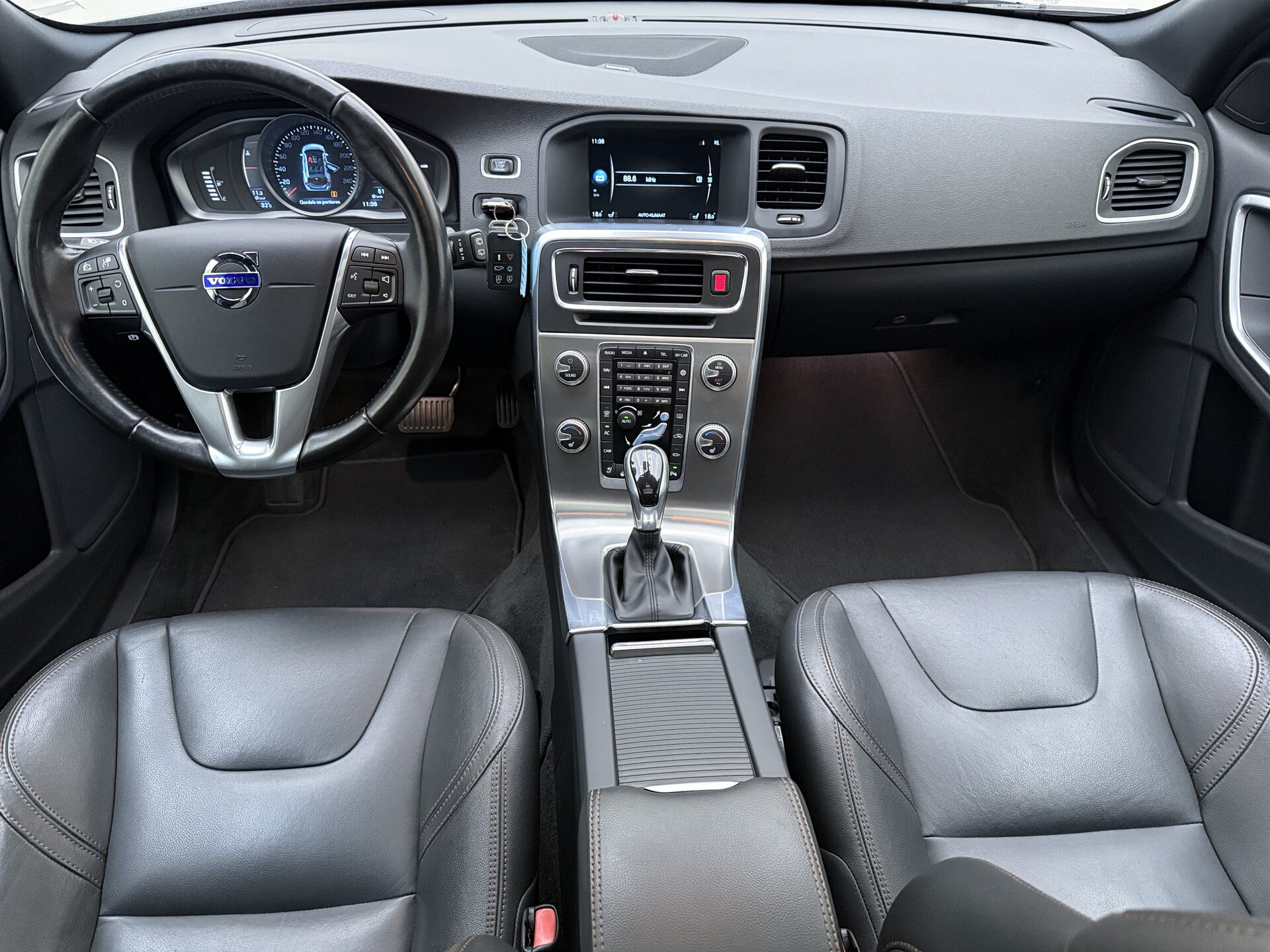 Volvo V60 Cross Country T5 Summum - Afbeelding 2