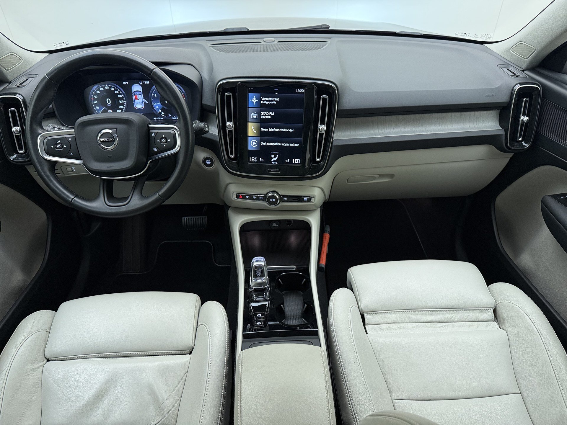 Volvo XC40 T3 Inscription - Afbeelding 2