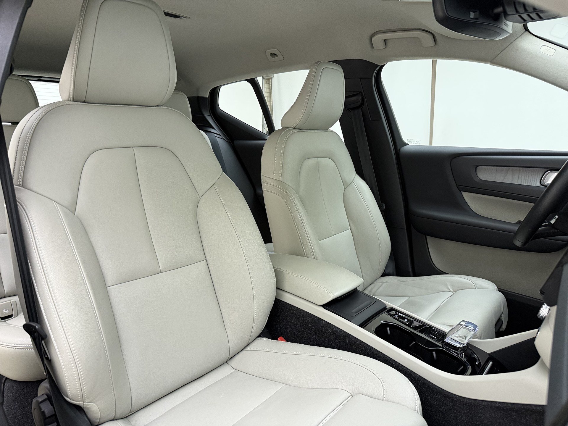 Volvo XC40 T3 Inscription - Afbeelding 4