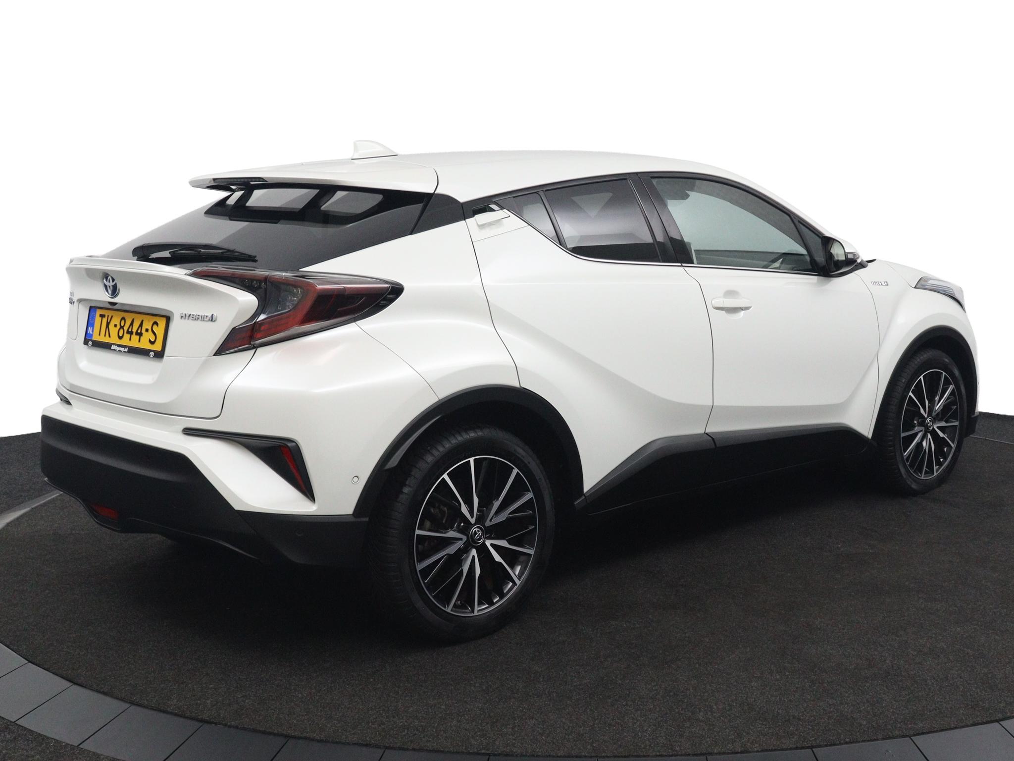 Toyota C-HR 1.8 Hybrid Executive Stuurverwarming - Afbeelding 5