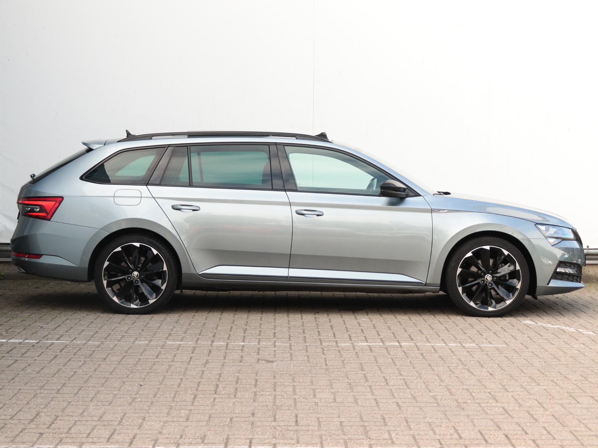 Škoda Superb Combi 1.4 TSI iV Sportline - Afbeelding 2