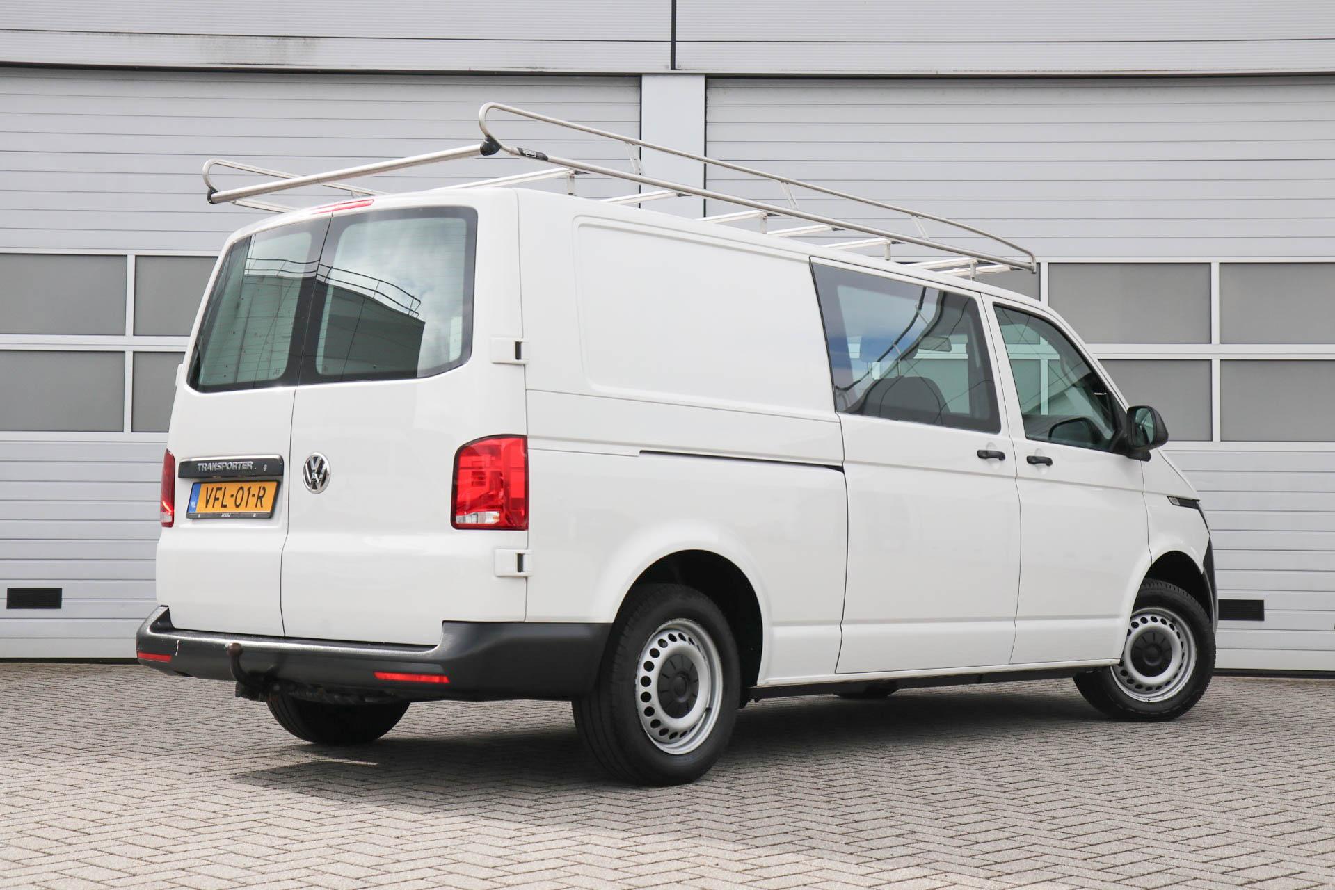 Volkswagen Transporter 2.0 TDI 110pk L2H1 30 DC Comfortline - Afbeelding 2
