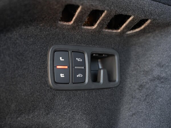trekhaak elektrisch uitklapbaar