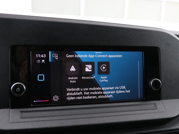 Apple Carplay/Android Auto Apple Carplay/Android Auto