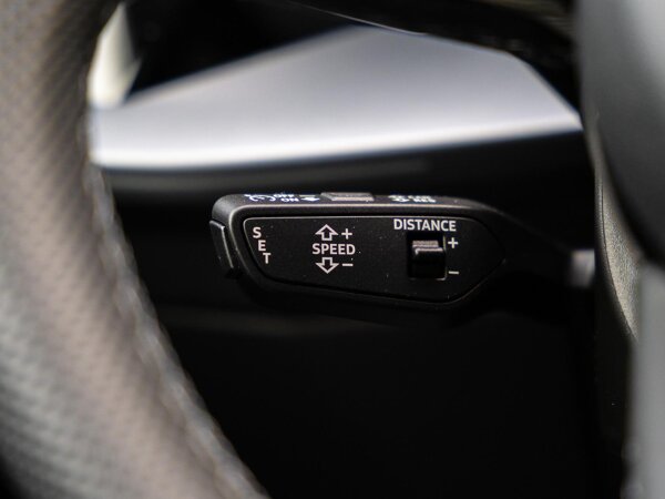 cruise control adaptief met Stop&Go cruise control adaptief met Stop&Go