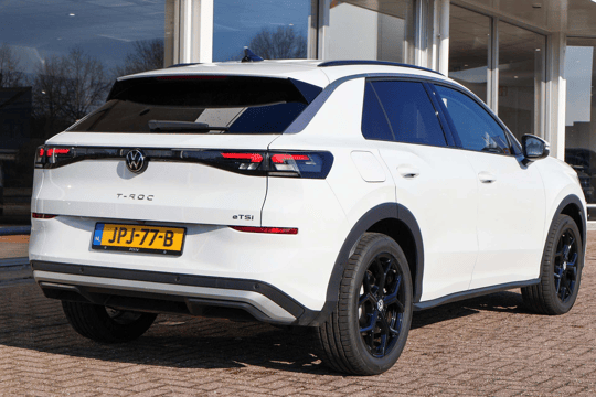 Volkswagen T-Roc 1.5 eTSI 116pk DSG Life First Edition