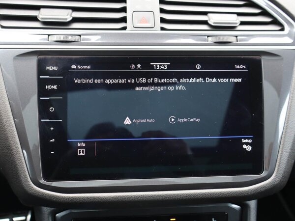 Apple Carplay/Android Auto Apple Carplay/Android Auto