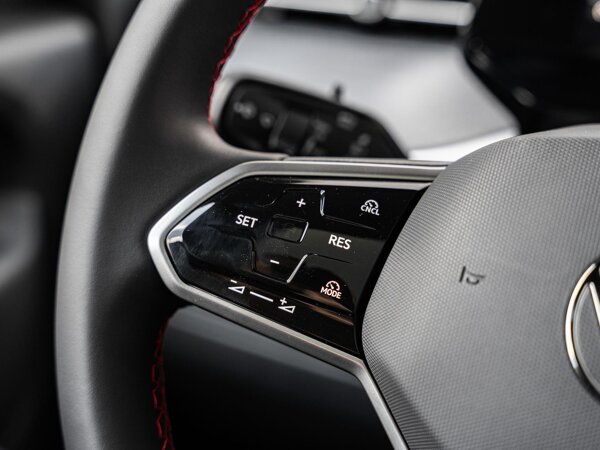 cruise control adaptief met Stop&Go en stuurhulp cruise control adaptief met Stop&Go en stuurhulp