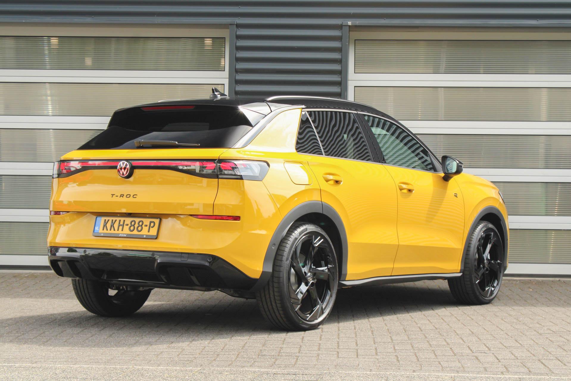 Volkswagen T-Roc 1.5 eTSI 150pk DSG R-Line Edition - Afbeelding 2