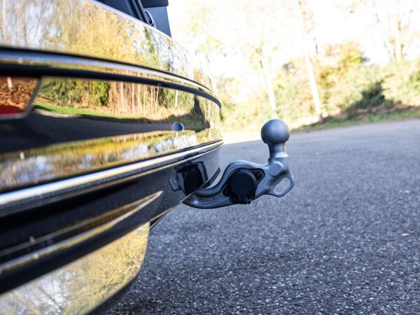 trekhaak elektrisch uitklapbaar