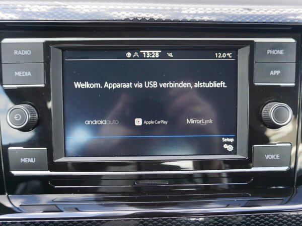 Apple Carplay/Android Auto