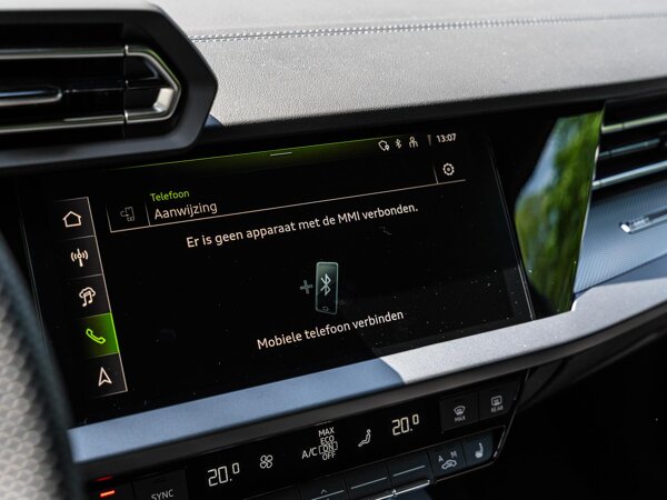 Apple Carplay/Android Auto