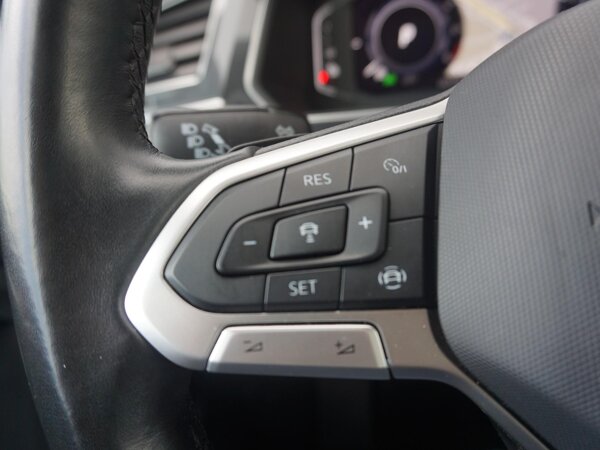 cruise control adaptief met Stop&Go cruise control adaptief met Stop&Go