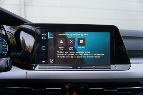 Apple Carplay/Android Auto