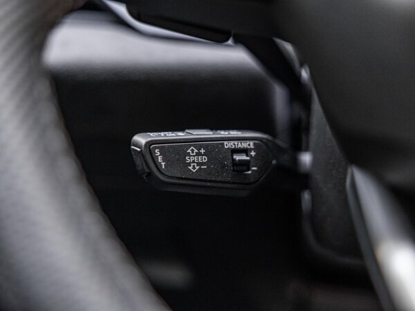 cruise control adaptief en stuurhulp