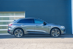 Audi Q8 e-tron 55 408pk quattro S Edition Competition 115 kWh - Afbeelding 3