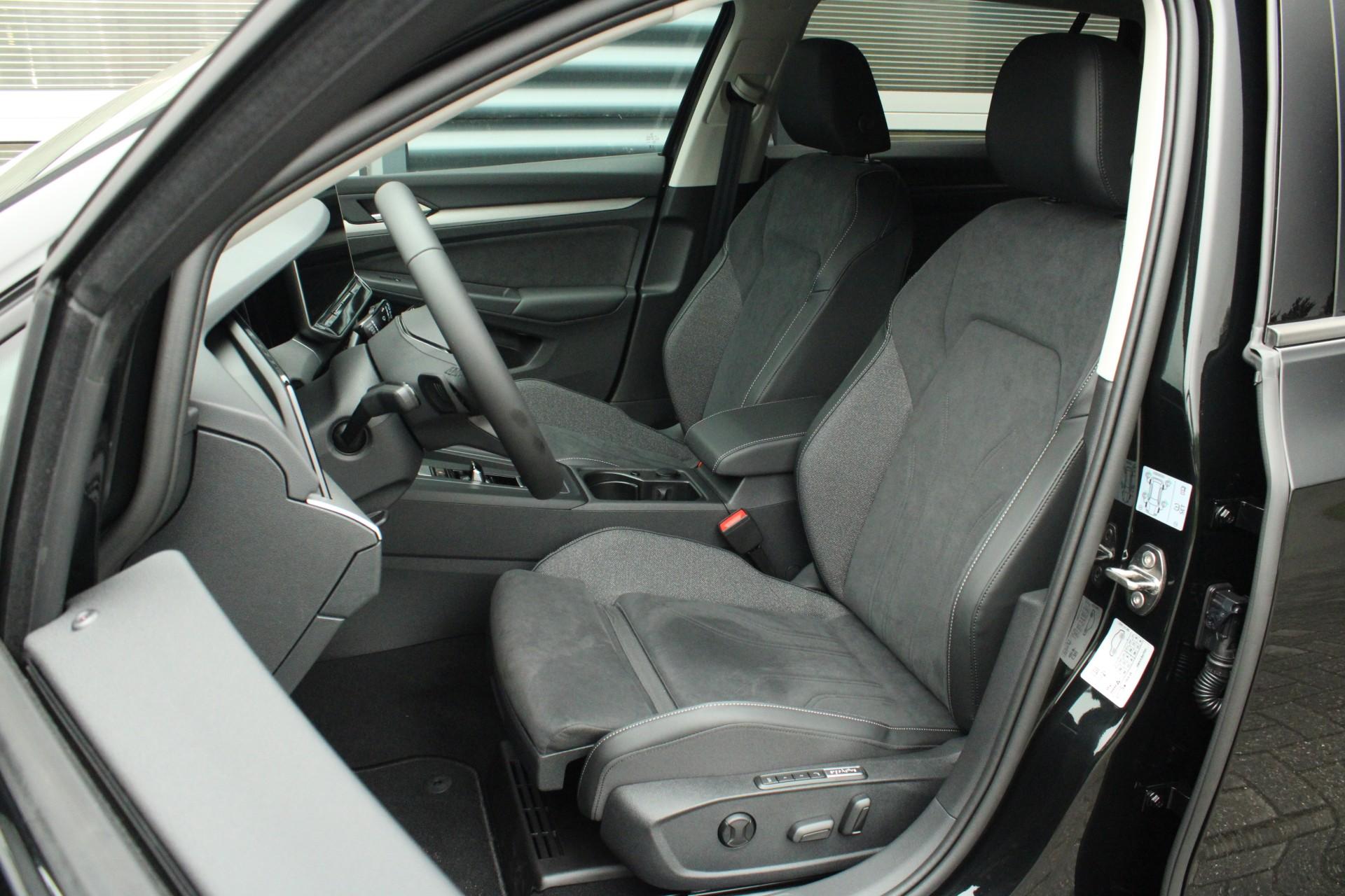 Volkswagen Golf Variant 1.5 eTSI 115pk DSG Life Edition - Afbeelding 4