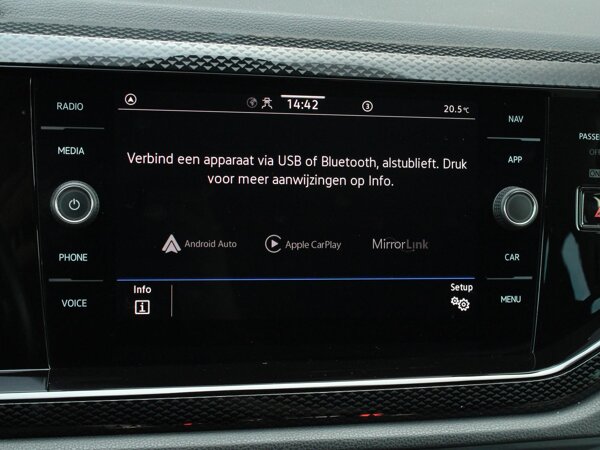 Apple Carplay/Android Auto