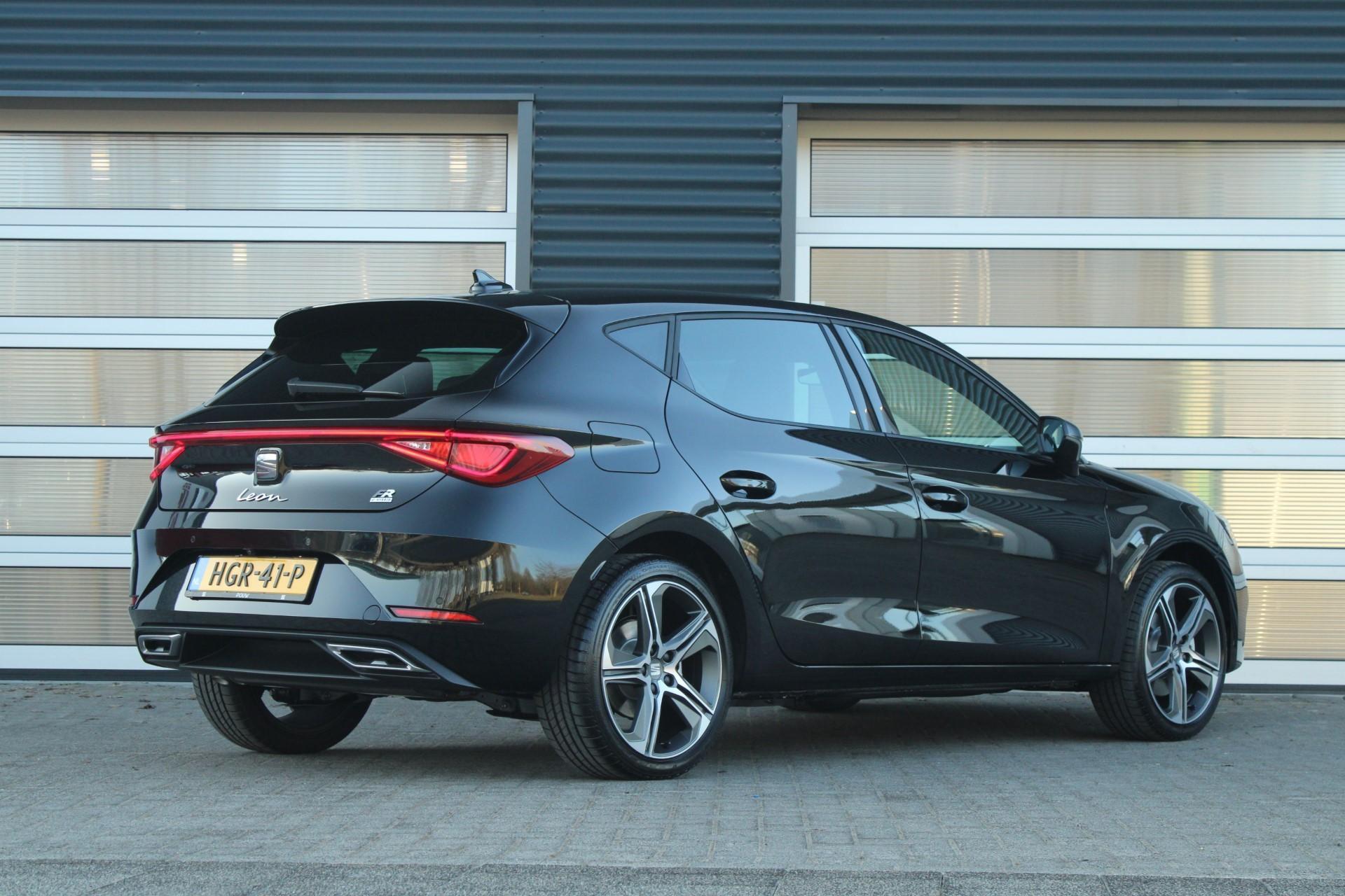 SEAT León