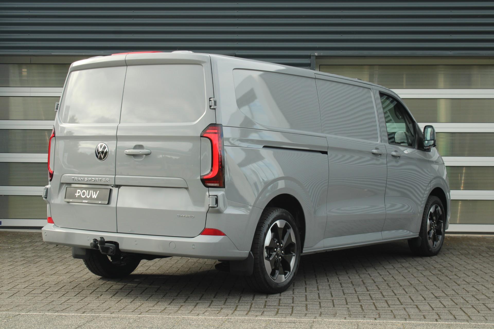 Volkswagen Transporter 2.5 eHybrid 233pk AUT L2H1 30 Bulli - Afbeelding 2