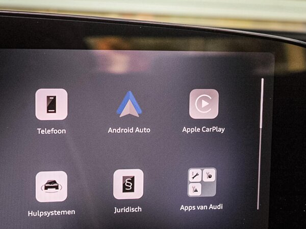 Apple Carplay/Android Auto
