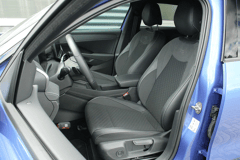 Volkswagen T-Roc 1.5 eTSI 150pk DSG R-Line First Edition - Afbeelding 4