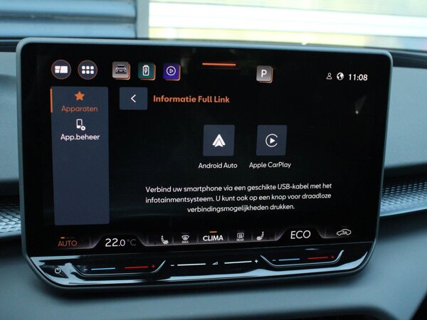 Apple Carplay/Android Auto Apple Carplay/Android Auto