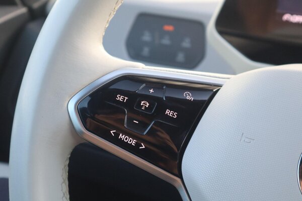 cruise control adaptief met Stop&Go cruise control adaptief met Stop&Go