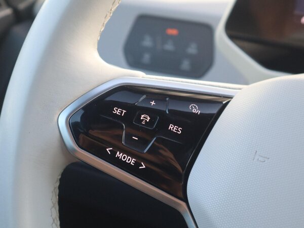 cruise control adaptief met Stop&Go cruise control adaptief met Stop&Go