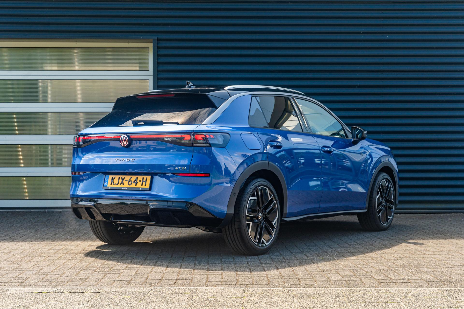 Volkswagen T-Roc 1.5 eTSI 150pk DSG R-Line First Edition - Afbeelding 2