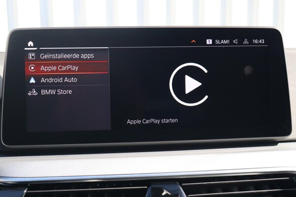 Apple Carplay/Android Auto
