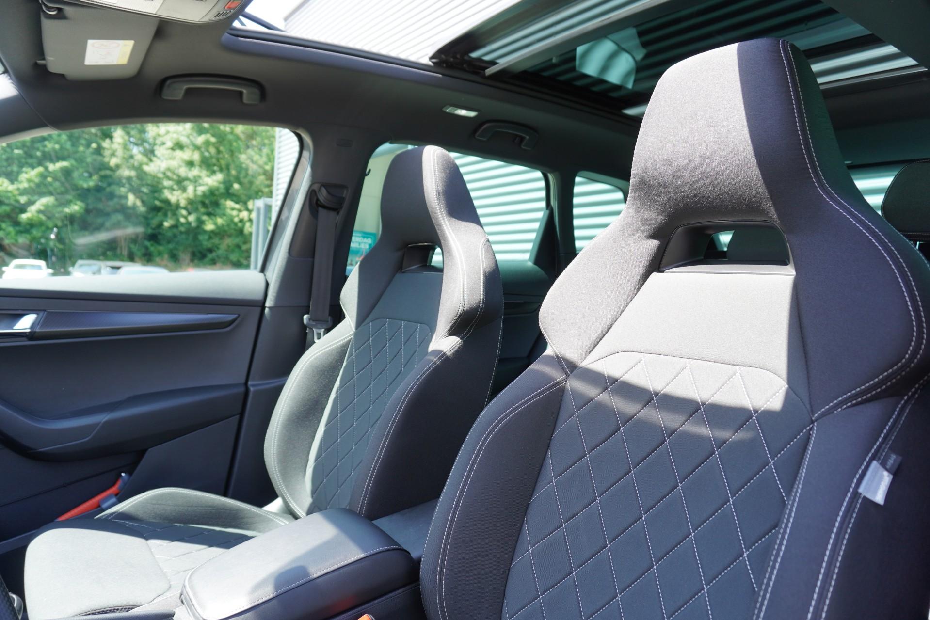 Skoda Karoq 1.5 TSI 150pk DSG ACT Sportline Business - Afbeelding 4