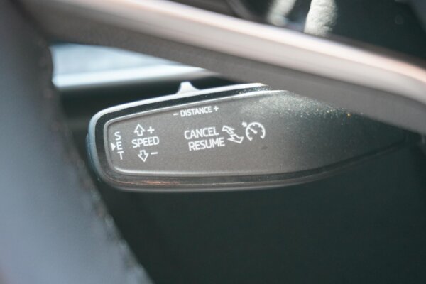 cruise control adaptief met Stop&Go en stuurhulp