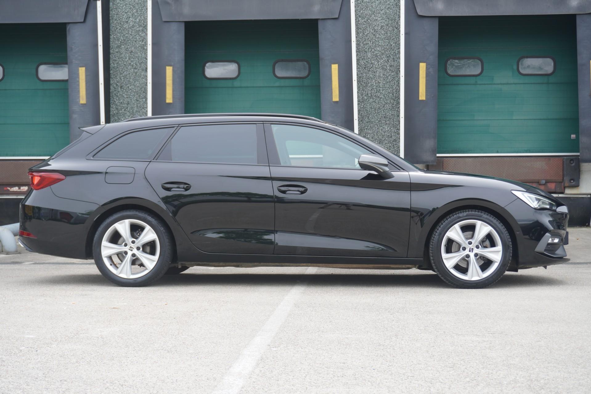 SEAT León