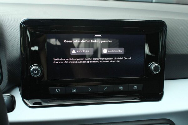 Apple Carplay/Android Auto