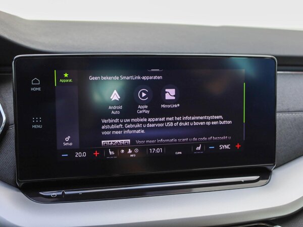 Apple Carplay/Android Auto Apple Carplay/Android Auto