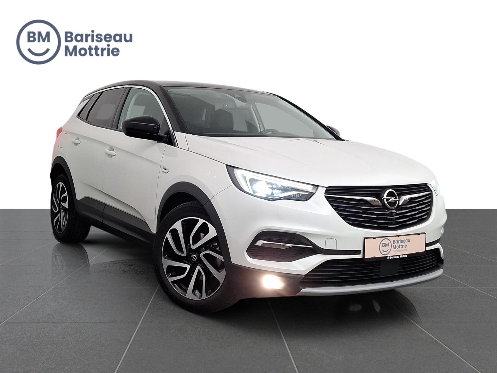 Opel Grandland X ULTIMATE AUTOMAAT *PANO DAK*LEDER*DAB*CARPLAY*ZETEL VERWARMING EN KOELING*GPS*