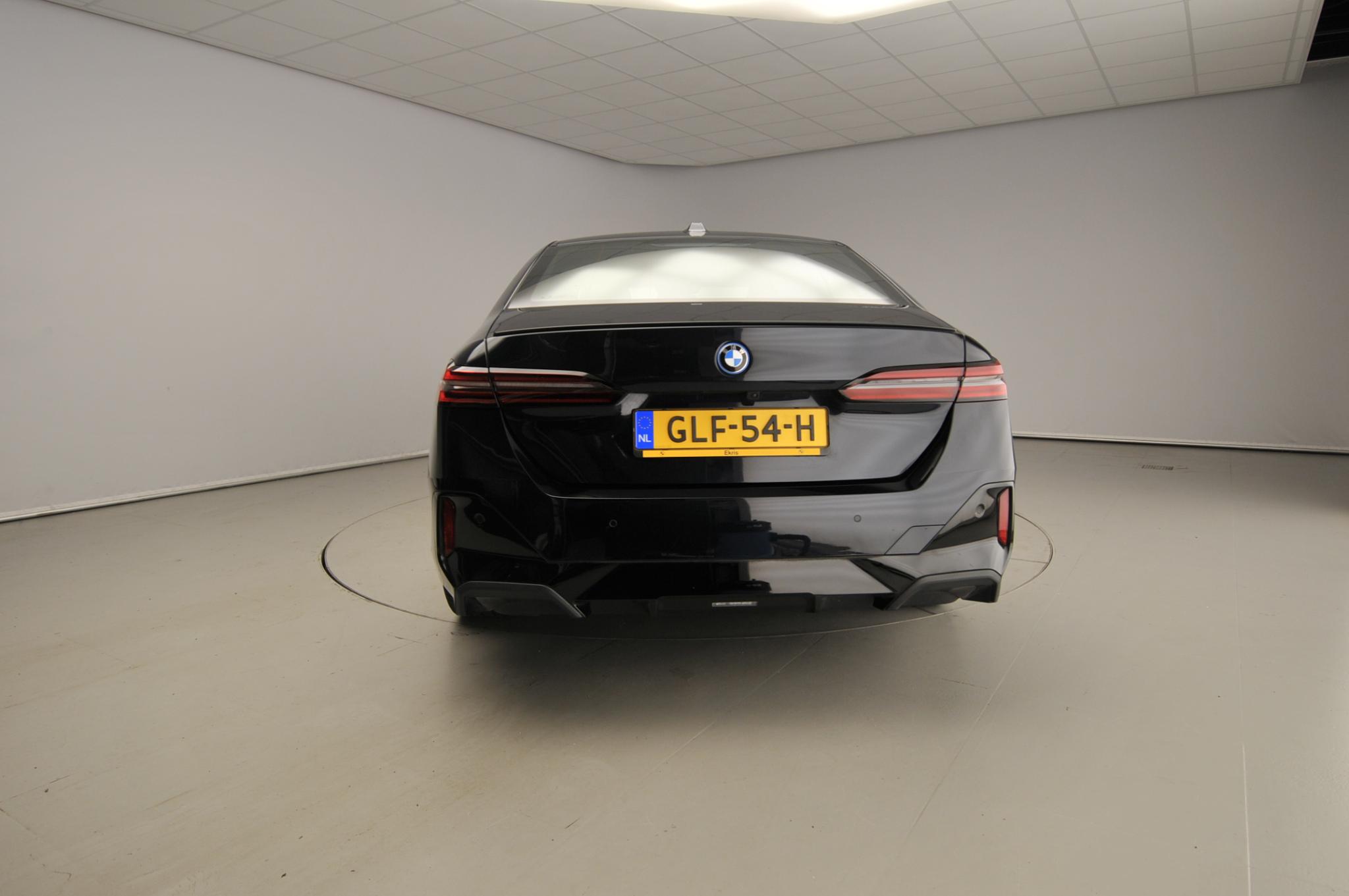 BMW 5 Serie Sedan 550e xDrive - Afbeelding 5