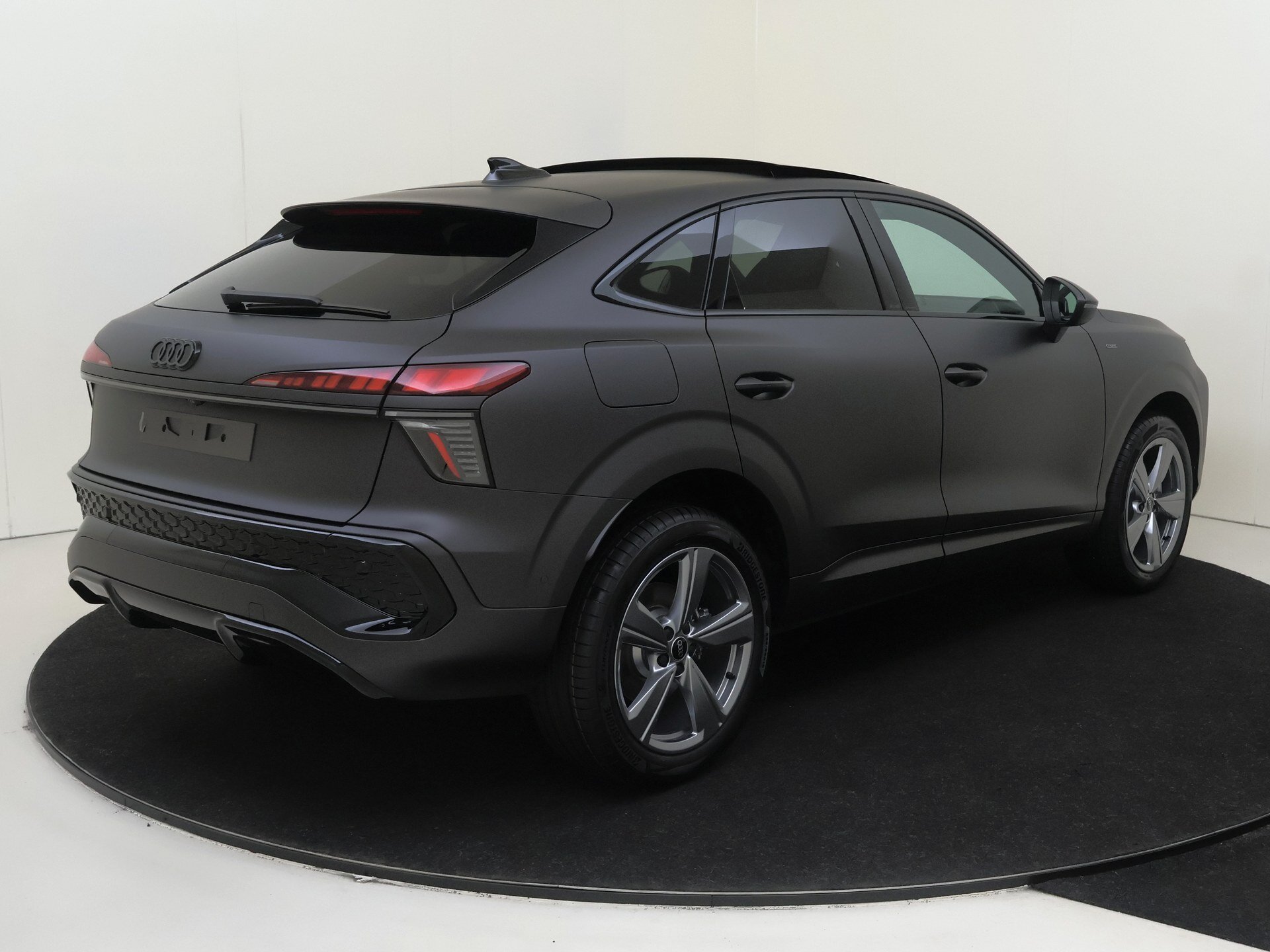 Audi Q3 Sportback S edition - Afbeelding 2