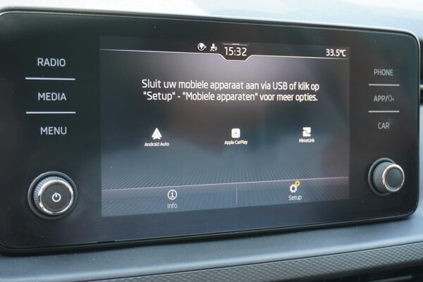 Apple Carplay/Android Auto