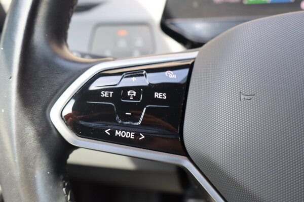 cruise control adaptief met Stop&Go cruise control adaptief met Stop&Go