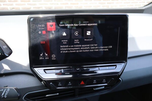 Apple Carplay/Android Auto Apple Carplay/Android Auto