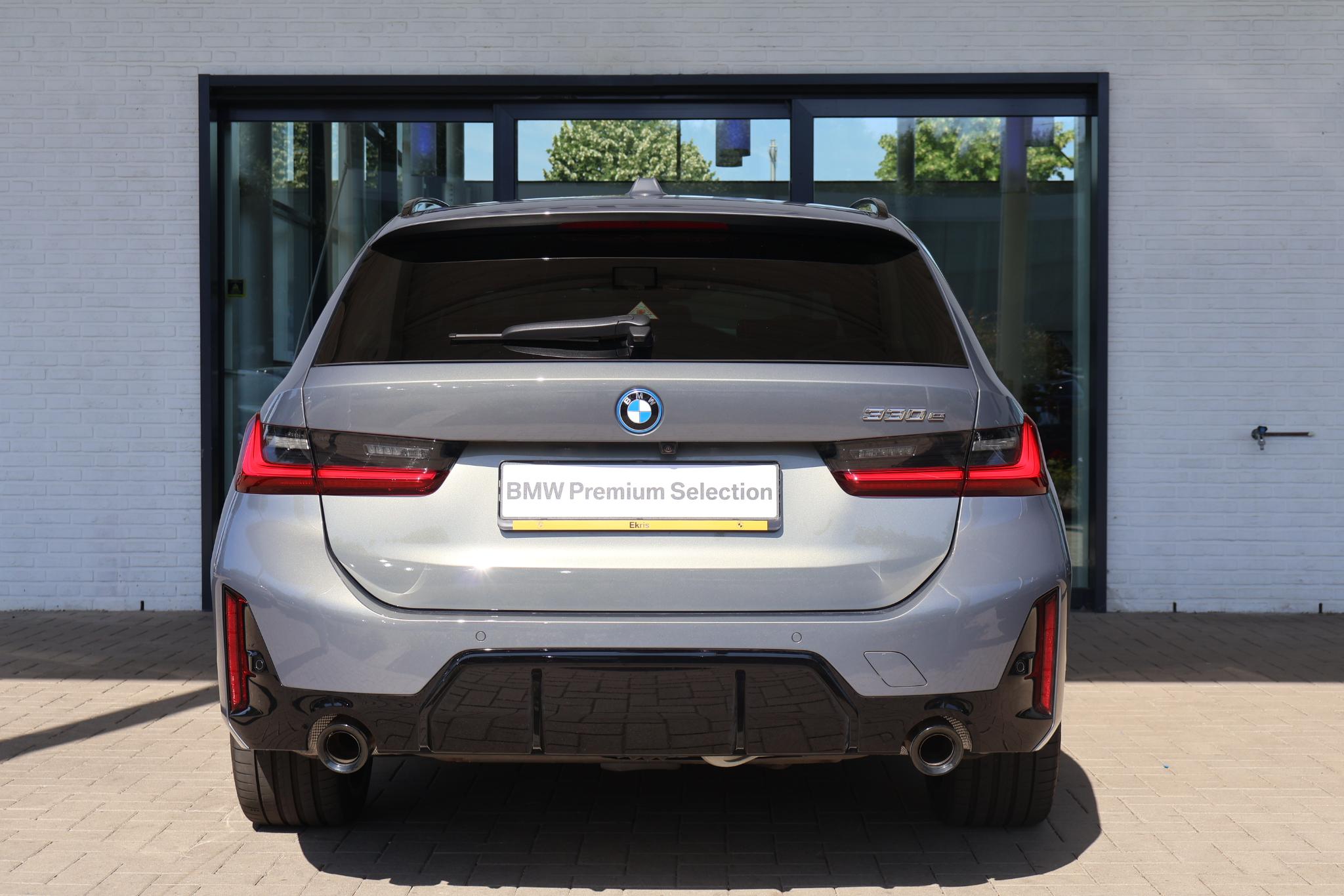 BMW 3-serie Touring 330e - Afbeelding 4