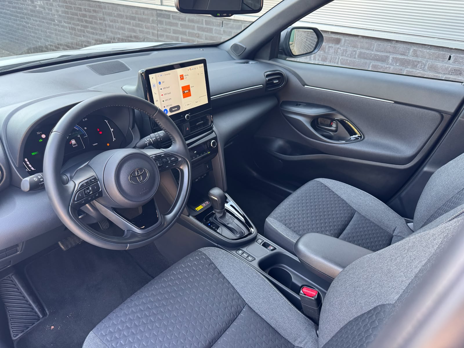 Toyota Yaris Cross 1.5 Hybrid 115 Dynamic Limited - Afbeelding 4