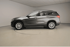 BMW X1 sDrive20i 190PK Automaat Executive - Afbeelding 2