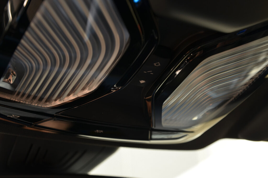 BMW i4 19