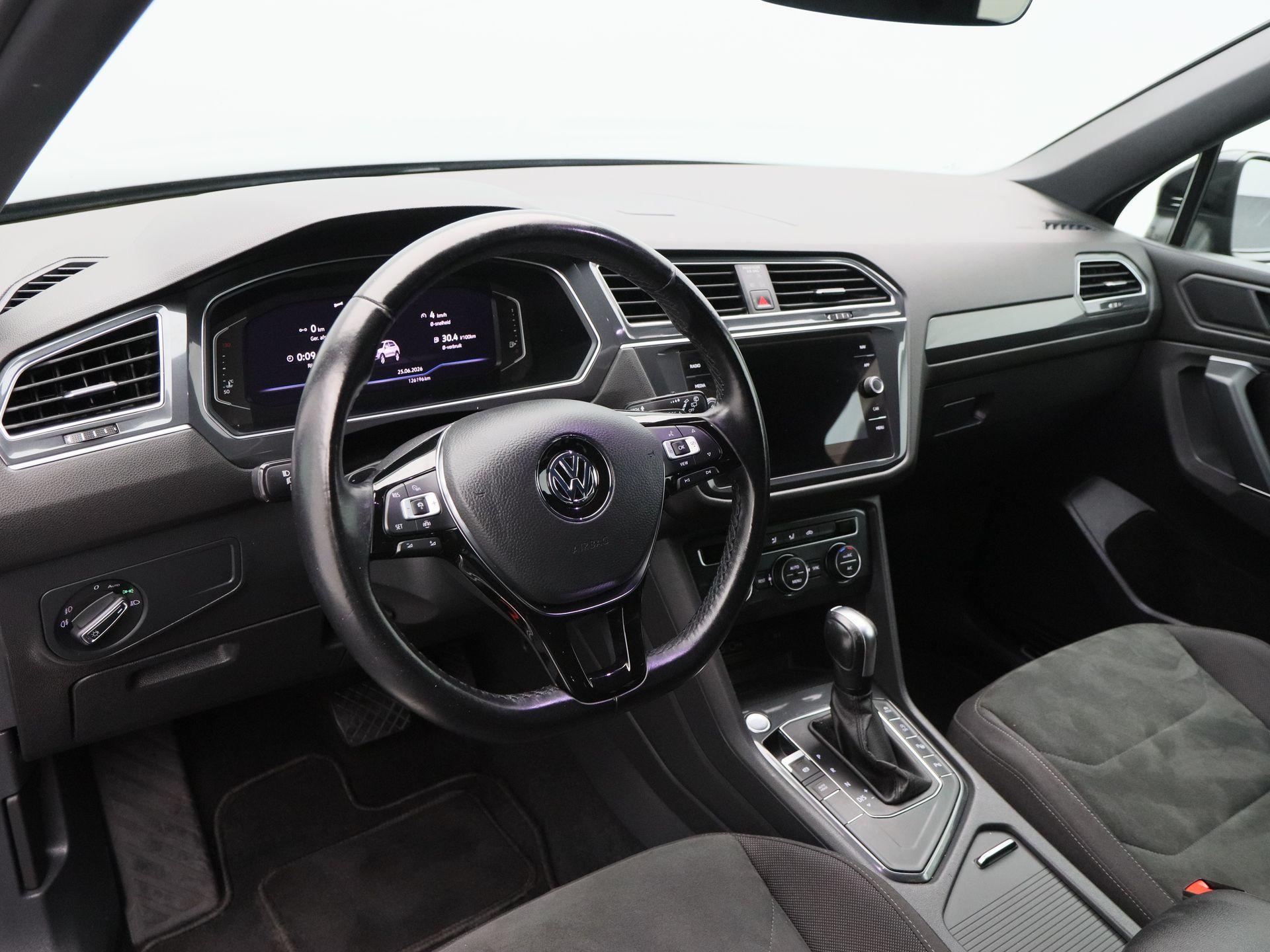 Volkswagen Tiguan Allspace 1.5 TSi 150 Pk Automaat R-Line - Afbeelding 3