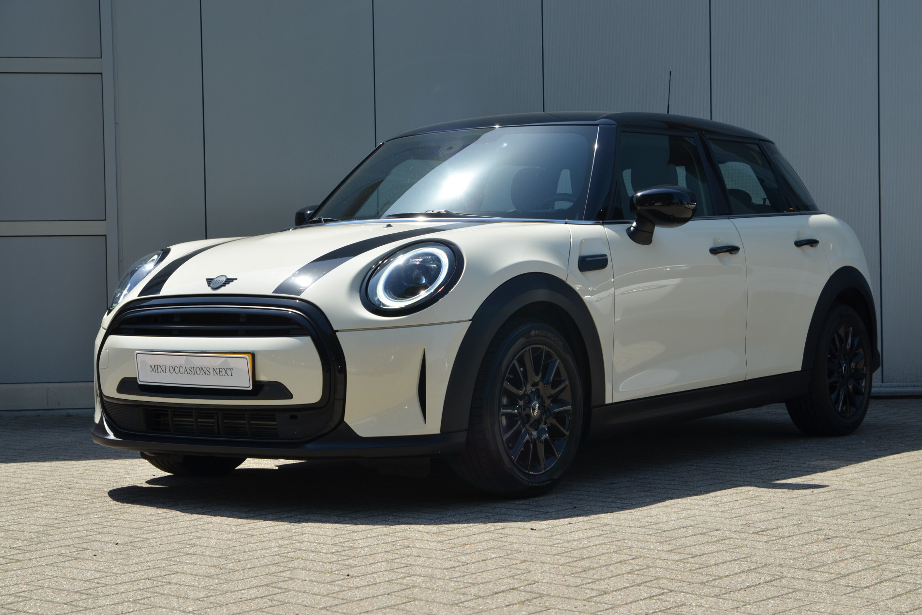 MINI Cooper Hatchback Classic