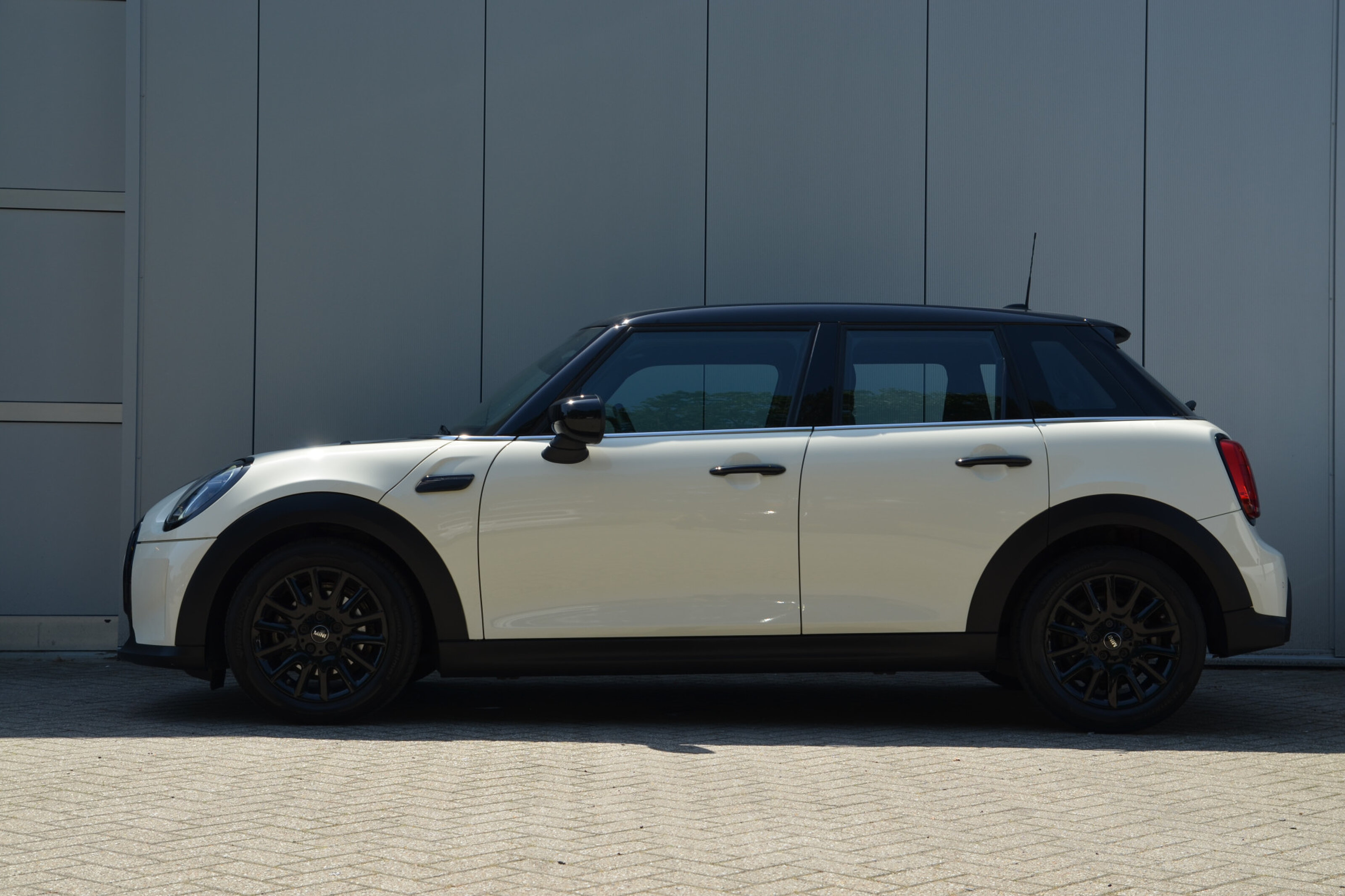 MINI Cooper Hatchback Classic